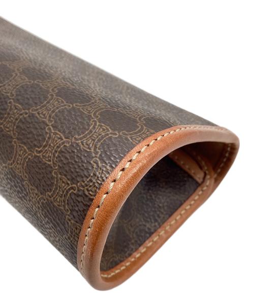 CELINE（セリーヌ）CELINE (セリーヌ) フラップポーチ ブラウンの古着・服飾アイテム