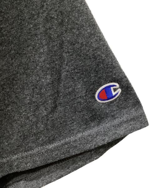 Champion（チャンピオン）Champion (チャンピオン) KITH (キス) Tシャツ グレー サイズ:XLの古着・服飾アイテム