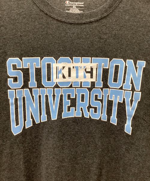 Champion（チャンピオン）Champion (チャンピオン) KITH (キス) Tシャツ グレー サイズ:XLの古着・服飾アイテム