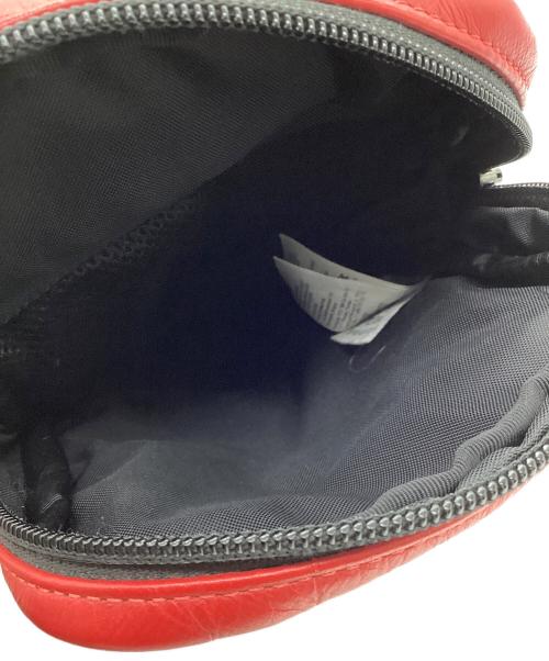 THE NORTH FACE（ザ ノース フェイス）THE NORTH FACE (ザ ノース フェイス) SUPREME (シュプリーム) ショルダーバッグ レッド×ブラックの古着・服飾アイテム