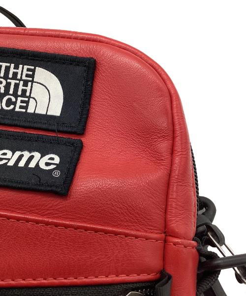 THE NORTH FACE（ザ ノース フェイス）THE NORTH FACE (ザ ノース フェイス) SUPREME (シュプリーム) ショルダーバッグ レッド×ブラックの古着・服飾アイテム