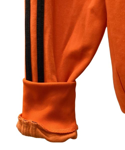 adidas（アディダス）adidas (アディダス) トラックジャケット オレンジ×ブラック サイズ:Mの古着・服飾アイテム