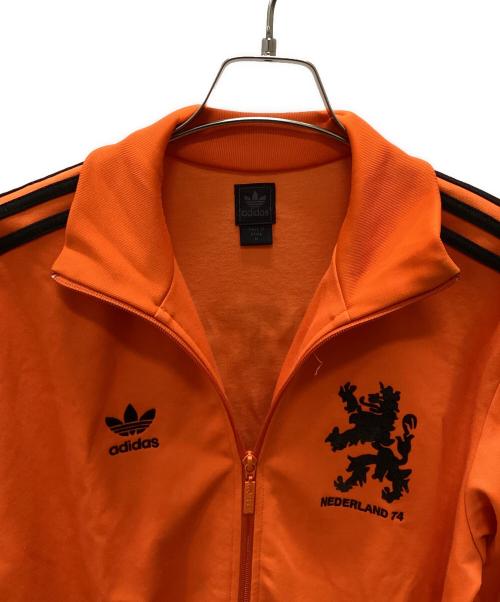 adidas（アディダス）adidas (アディダス) トラックジャケット オレンジ×ブラック サイズ:Mの古着・服飾アイテム