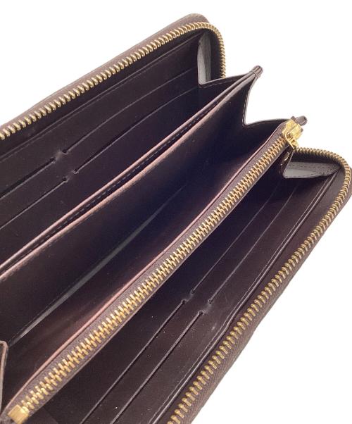 LOUIS VUITTON（ルイ ヴィトン）LOUIS VUITTON (ルイ ヴィトン) ヴェルニ ジッピー ウォレット アマラントの古着・服飾アイテム