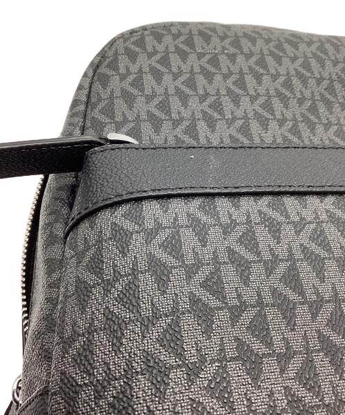 MICHAEL KORS（マイケル・コース）MICHAEL KORS (マイケル・コース) クーパートラベル バックパック ブラックの古着・服飾アイテム