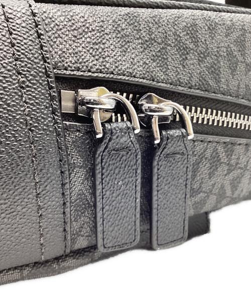MICHAEL KORS（マイケル・コース）MICHAEL KORS (マイケル・コース) クーパートラベル バックパック ブラックの古着・服飾アイテム