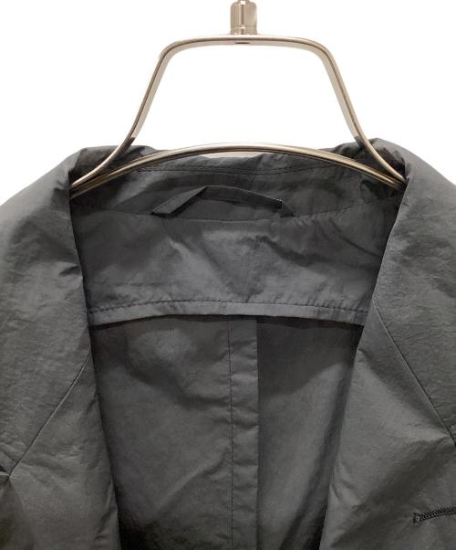 UNITED ARROWS（ユナイテッドアローズ）UNITED ARROWS (ユナイテッドアローズ) UNITED ARROWS ダントツ撥水 オーディナリー ナイロン ４ボタン ダブル ジャケット グレー サイズ:Sの古着・服飾アイテム