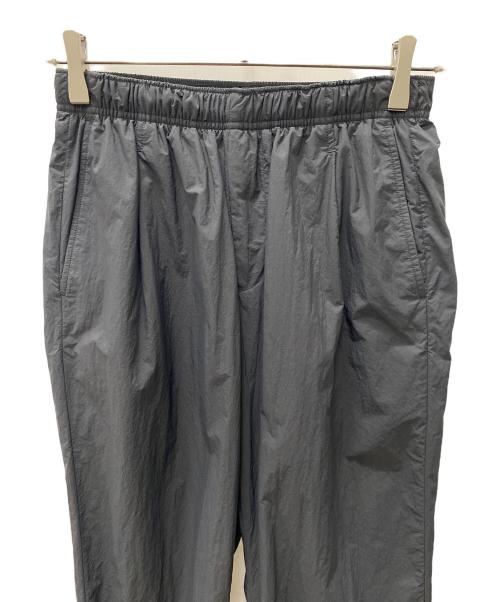 UNITED ARROWS（ユナイテッドアローズ）UNITED ARROWS (ユナイテッドアローズ) ダントツ撥水 ナイロン イージーパンツ グレー サイズ:Sの古着・服飾アイテム