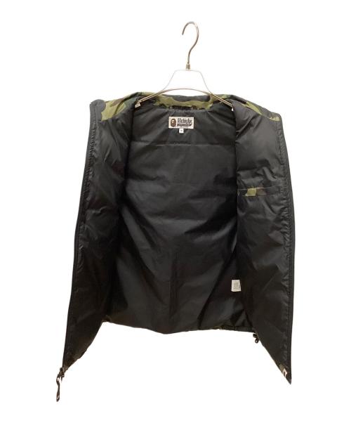 A BATHING APE（ア ベイシング エイプ）A BATHING APE (ア ベイシング エイプ) ダウンベスト グリーン サイズ:Mの古着・服飾アイテム