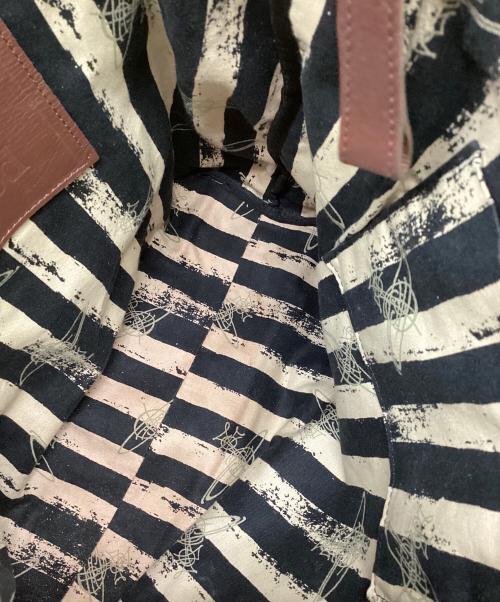 Vivienne Westwood（ヴィヴィアンウエストウッド）Vivienne Westwood (ヴィヴィアンウエストウッド) リュック オレンジの古着・服飾アイテム