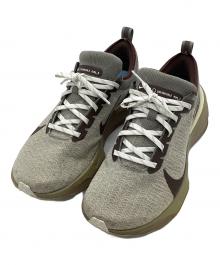 NIKE（ナイキ）の古着「Invincible 3」｜ベージュ