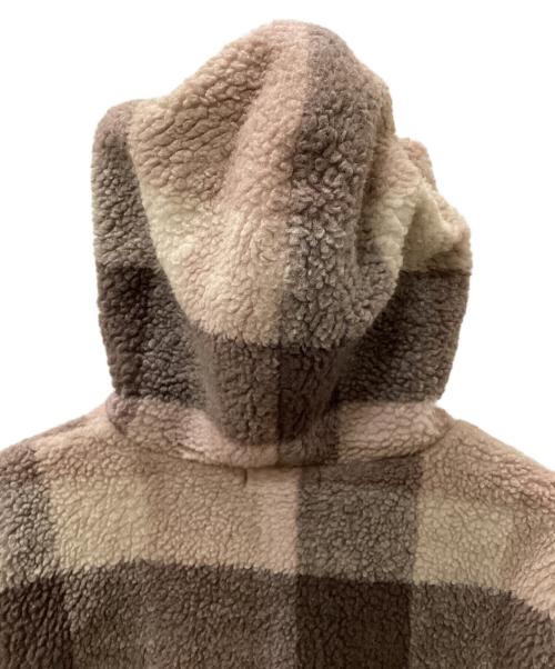 BLUE LABEL CRESTBRIDGE（ブルーレーベルクレストブリッジ）BLUE LABEL CRESTBRIDGE (ブルーレーベルクレストブリッジ) ボアジャケット ピンク サイズ:38の古着・服飾アイテム