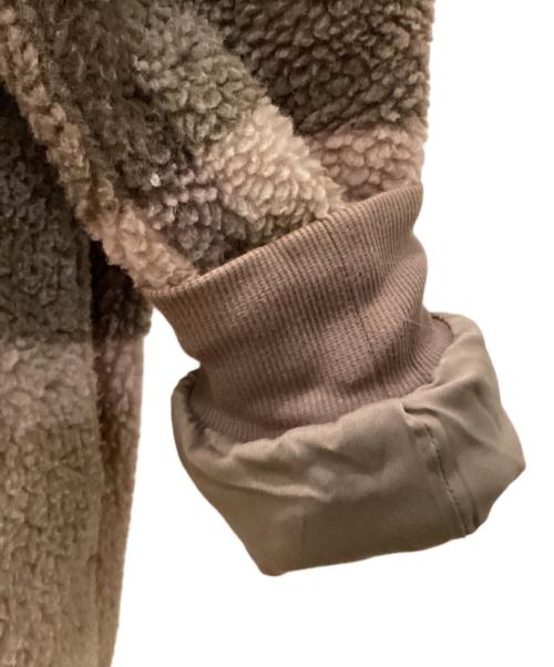 BLUE LABEL CRESTBRIDGE（ブルーレーベルクレストブリッジ）BLUE LABEL CRESTBRIDGE (ブルーレーベルクレストブリッジ) ボアジャケット ピンク サイズ:38の古着・服飾アイテム