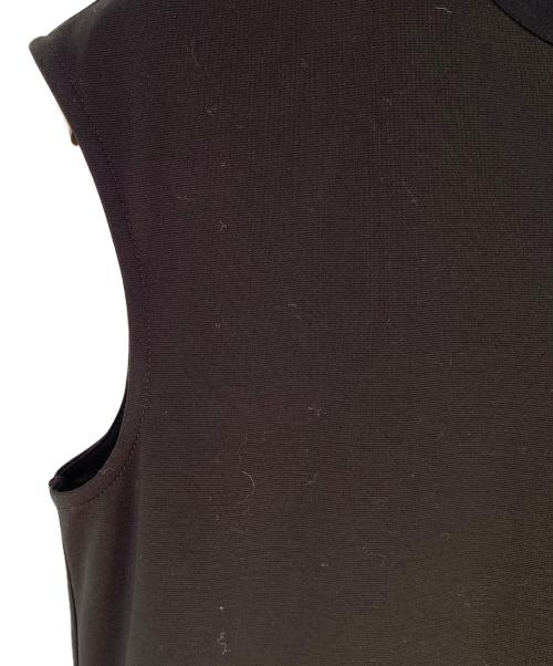 BLUE LABEL CRESTBRIDGE（ブルーレーベルクレストブリッジ）BLUE LABEL CRESTBRIDGE (ブルーレーベルクレストブリッジ) ノースリーブワンピース ブラック×レッド サイズ:S 未使用品の古着・服飾アイテム