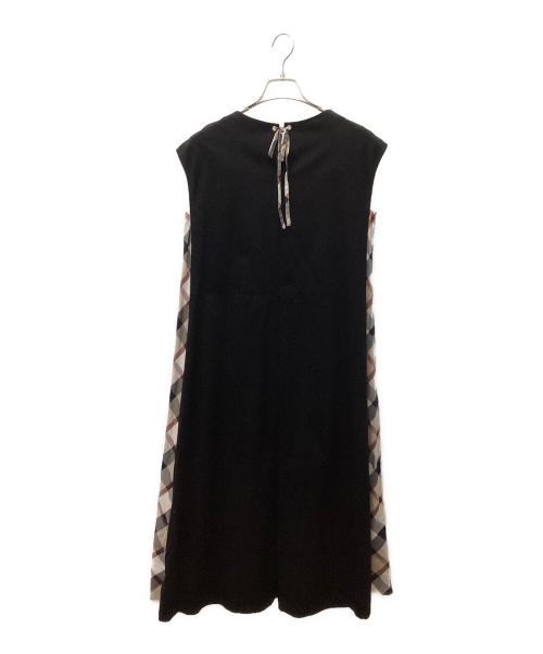 BLUE LABEL CRESTBRIDGE（ブルーレーベルクレストブリッジ）BLUE LABEL CRESTBRIDGE (ブルーレーベルクレストブリッジ) ノースリーブワンピース ブラック サイズ:38の古着・服飾アイテム