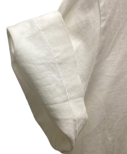 BLUE LABEL CRESTBRIDGE（ブルーレーベルクレストブリッジ）BLUE LABEL CRESTBRIDGE (ブルーレーベルクレストブリッジ) Tシャツ ホワイト×ベージュ サイズ:38の古着・服飾アイテム