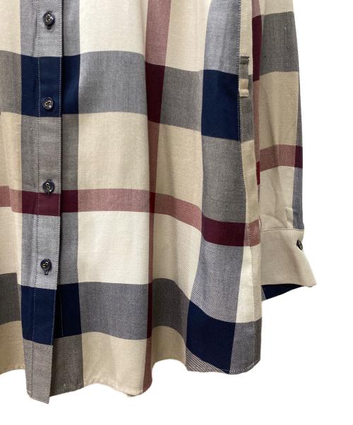 BLUE LABEL CRESTBRIDGE（ブルーレーベルクレストブリッジ）BLUE LABEL CRESTBRIDGE (ブルーレーベルクレストブリッジ) 長袖シャツ ベージュ サイズ:Sの古着・服飾アイテム