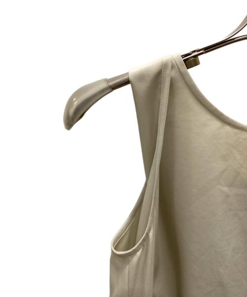 BLUE LABEL CRESTBRIDGE（ブルーレーベルクレストブリッジ）BLUE LABEL CRESTBRIDGE (ブルーレーベルクレストブリッジ) ノースリーブワンピース ベージュ サイズ:Sの古着・服飾アイテム