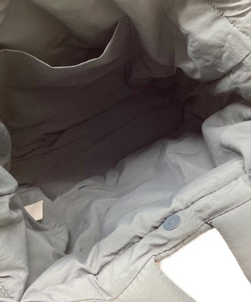 olend（オレンド）olend (オレンド) ONAソフトバッグ グリーン 未使用品の古着・服飾アイテム