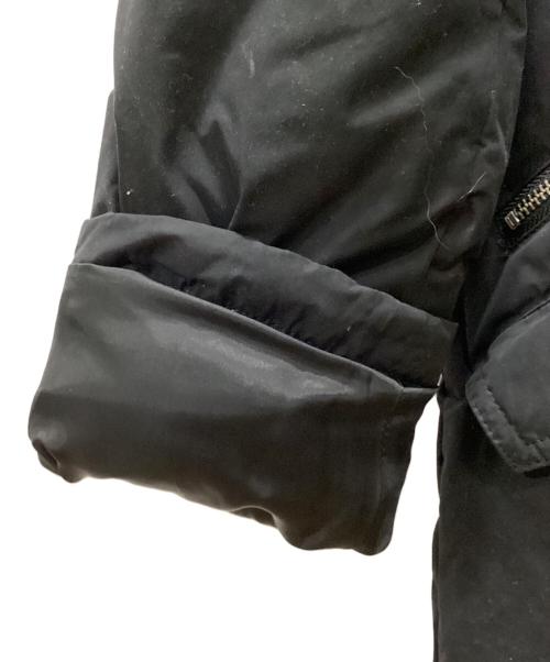 BURBERRY BLACK LABEL（バーバリーブラックレーベル）BURBERRY BLACK LABEL (バーバリーブラックレーベル) ファー付ダウンジャケット ブラック サイズ:Lの古着・服飾アイテム