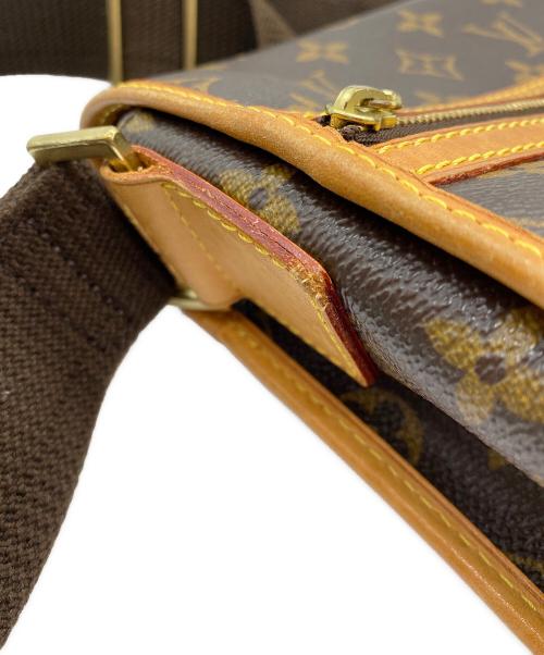 LOUIS VUITTON（ルイ ヴィトン）LOUIS VUITTON (ルイ ヴィトン) ショルダーバッグ ブラウンの古着・服飾アイテム