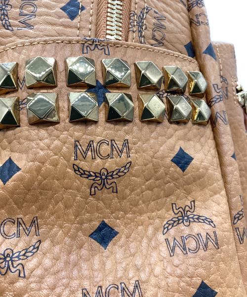 MCM（エムシーエム）MCM (エムシーエム) Stark サイドスタッズ バックパック ブラウンの古着・服飾アイテム