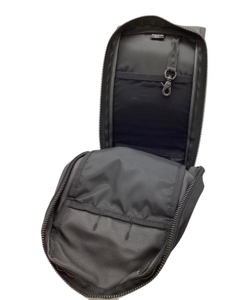 PORTER（ポーター）PORTER (ポーター) SLING SHOULDER BAG ブラックの古着・服飾アイテム