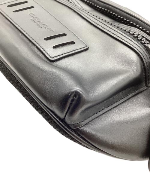 COACH（コーチ）COACH (コーチ) ウエストバッグ ブラックの古着・服飾アイテム