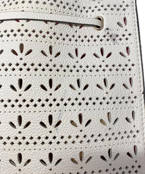 Kate Spade（ケイトスペード）Kate Spade (ケイトスペード) ハンドバッグ ホワイト×ピンクの古着・服飾アイテム