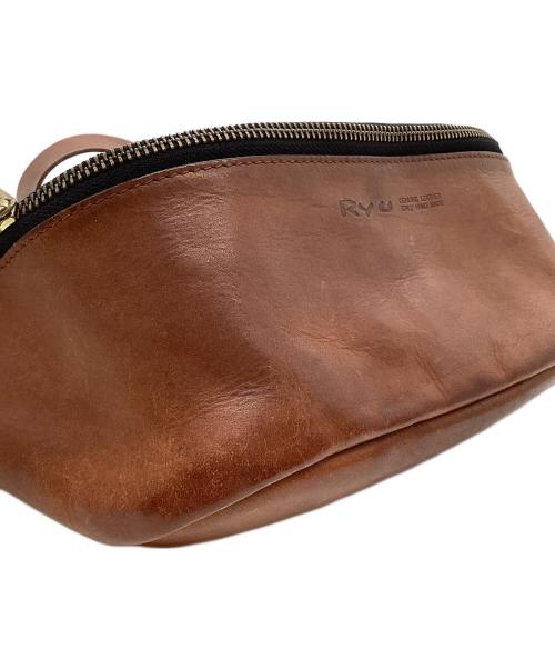 RYU（リュウ）RYU (リュウ) ウエストバッグ ブラウンの古着・服飾アイテム