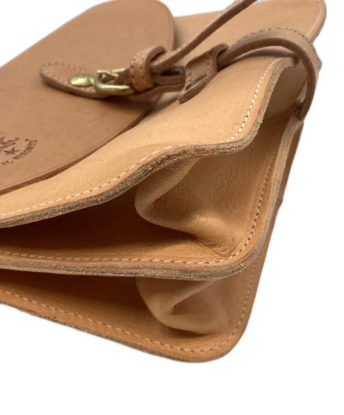 IL BISONTE（イル ビゾンテ）IL BISONTE (イル ビゾンテ) レザーショルダーバッグ ブラウンの古着・服飾アイテム