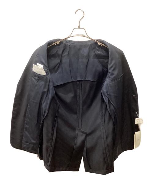 ARMANI COLLEZIONI（アルマーニ コレツィオーニ）ARMANI COLLEZIONI (アルマーニ コレツィオーニ) セットアップスーツ ネイビー サイズ:48の古着・服飾アイテム