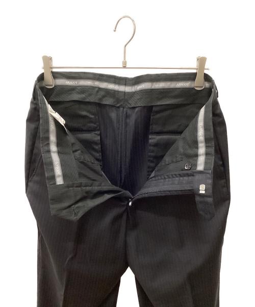 ARMANI COLLEZIONI（アルマーニ コレツィオーニ）ARMANI COLLEZIONI (アルマーニ コレツィオーニ) セットアップスーツ ネイビー サイズ:48の古着・服飾アイテム