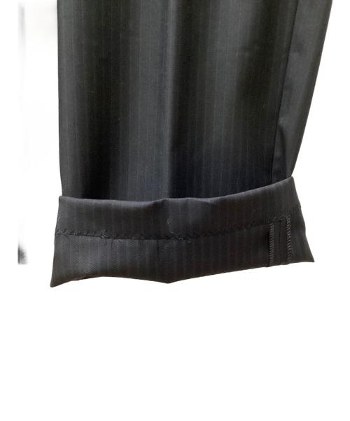 ARMANI COLLEZIONI（アルマーニ コレツィオーニ）ARMANI COLLEZIONI (アルマーニ コレツィオーニ) セットアップスーツ ネイビー サイズ:48の古着・服飾アイテム