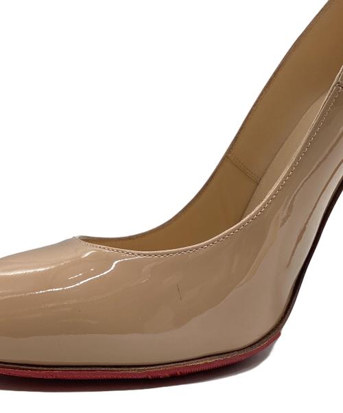 Christian Louboutin（クリスチャン・ルブタン）Christian Louboutin (クリスチャン・ルブタン) パンプス ベージュ サイズ:37.5の古着・服飾アイテム