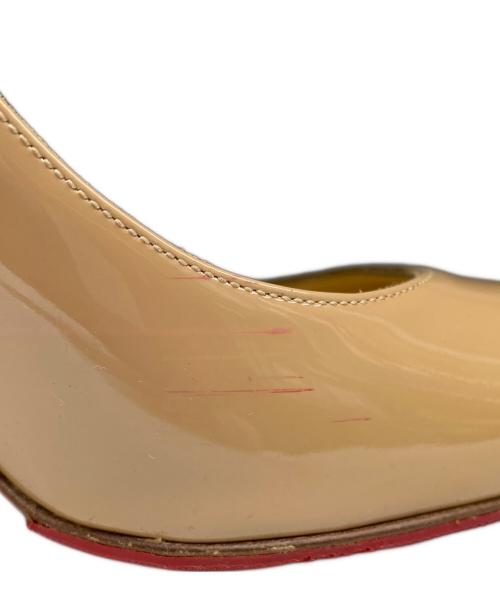 Christian Louboutin（クリスチャン・ルブタン）Christian Louboutin (クリスチャン・ルブタン) パンプス ベージュ サイズ:37.5の古着・服飾アイテム