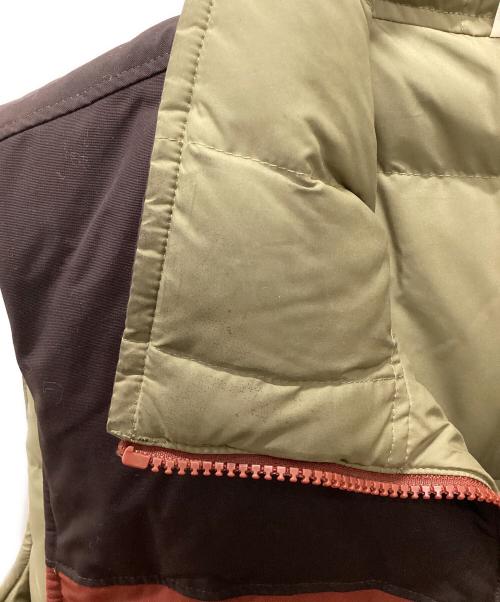 Patagonia（パタゴニア）Patagonia (パタゴニア) リバーシブルダウンベスト ブラウン×オレンジ サイズ:Sの古着・服飾アイテム