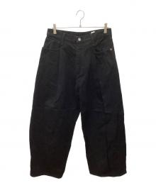 LEVI'S（リーバイス）の古着「LEVI'S ワイドプリーツ CROP ブラック GRANITE MADE OF JAPAN」｜ブラック