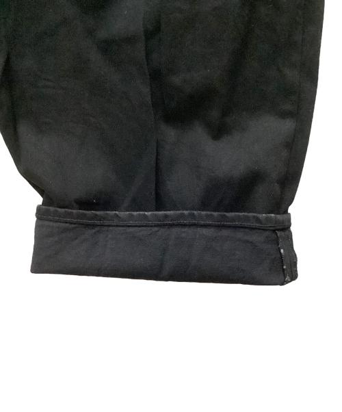 LEVI'S（リーバイス）LEVI'S (リーバイス) LEVI'S ワイドプリーツ CROP ブラック GRANITE MADE OF JAPAN ブラック サイズ:31の古着・服飾アイテム