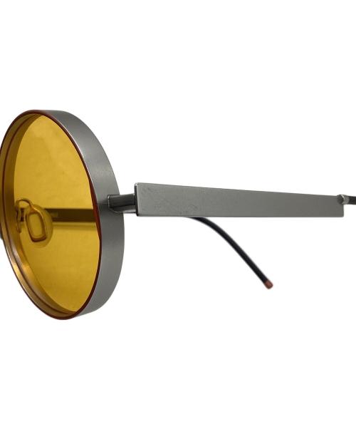 ASSEMBLEDISASSEMBLE（アセンブルディスアセンブル）ASSEMBLEDISASSEMBLE (アセンブルディスアセンブル) TWO FACE サングラス イエロー サイズ: 44□21 151の古着・服飾アイテム