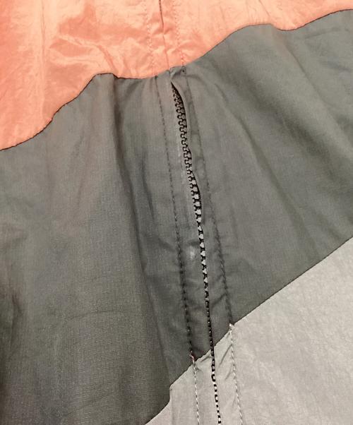 NIKE（ナイキ）NIKE (ナイキ) ビッグスウッシュウーブンジャケット グレー×ピンク サイズ:Mの古着・服飾アイテム