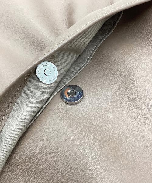 EAR（イア）EAR (イア) ぺったんショルダーバッグ ブラウンの古着・服飾アイテム