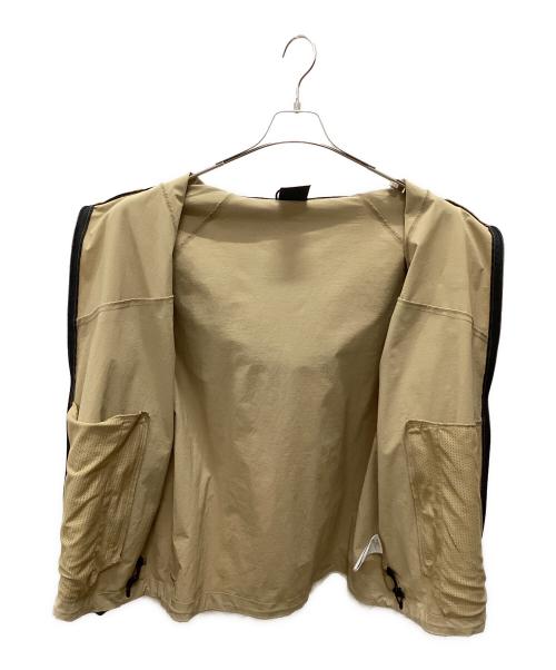 NIKE（ナイキ）NIKE (ナイキ) テックウィンドランナー カーキ×ブラック サイズ:XLの古着・服飾アイテム