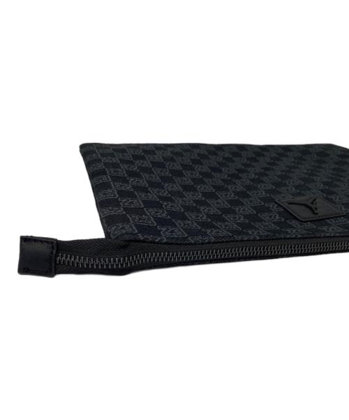 JORDAN（ジョーダン）JORDAN (ジョーダン) MONOGRAM POUCH グレーの古着・服飾アイテム