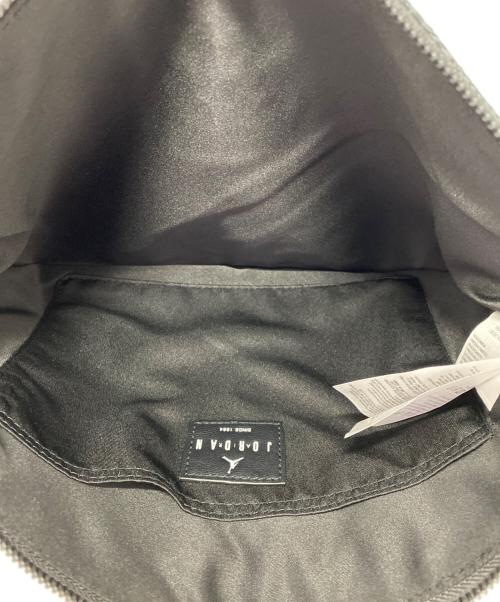 JORDAN（ジョーダン）JORDAN (ジョーダン) MONOGRAM POUCH グレーの古着・服飾アイテム