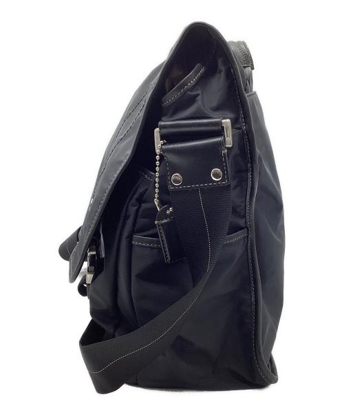 COACH（コーチ）COACH (コーチ) ナイロンショルダーバッグ ブラックの古着・服飾アイテム