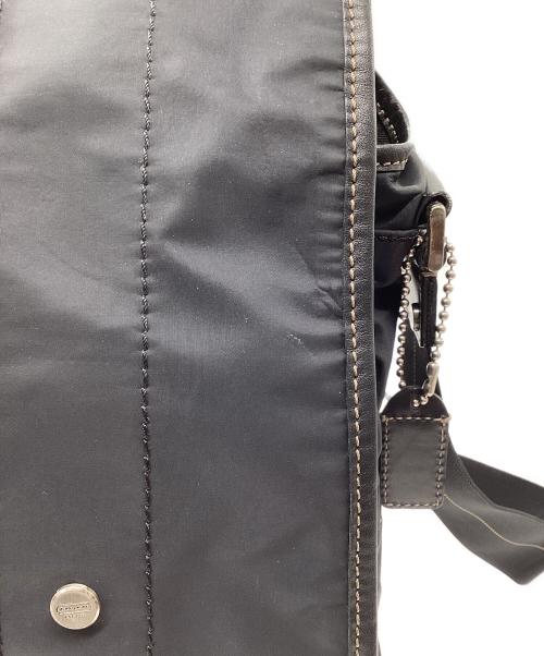 COACH（コーチ）COACH (コーチ) ナイロンショルダーバッグ ブラックの古着・服飾アイテム