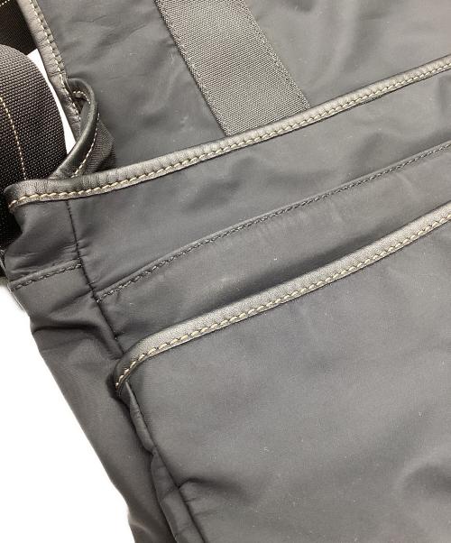 COACH（コーチ）COACH (コーチ) ナイロンショルダーバッグ ブラックの古着・服飾アイテム