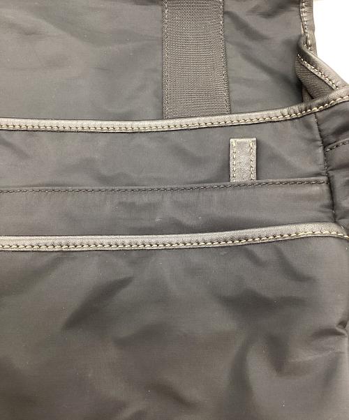 COACH（コーチ）COACH (コーチ) ナイロンショルダーバッグ ブラックの古着・服飾アイテム