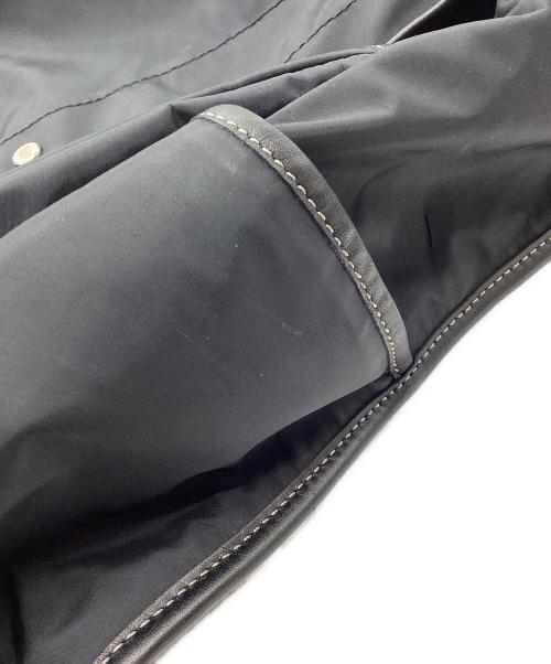COACH（コーチ）COACH (コーチ) ナイロンショルダーバッグ ブラックの古着・服飾アイテム